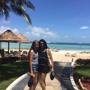 Meet your Posher, Maria esther